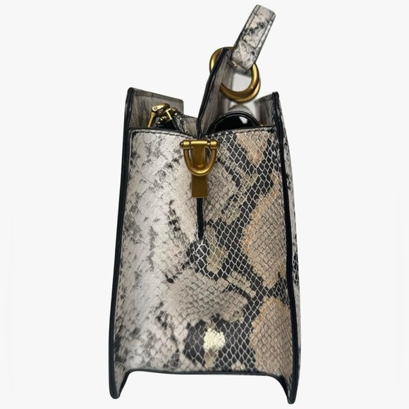 🖤🖤NWT-STEVE MADDEN STUNNING METALLIC BEVELYN SNAKE SATCHEL🖤🖤 - Picture 14 of 14